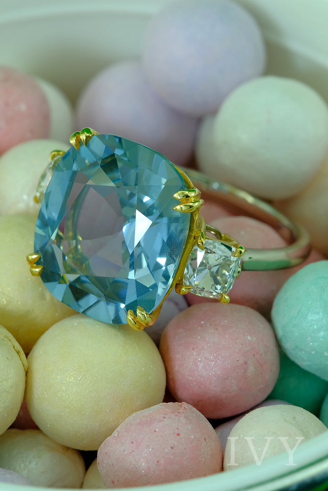 Burma Sapphire and Diamond Ring