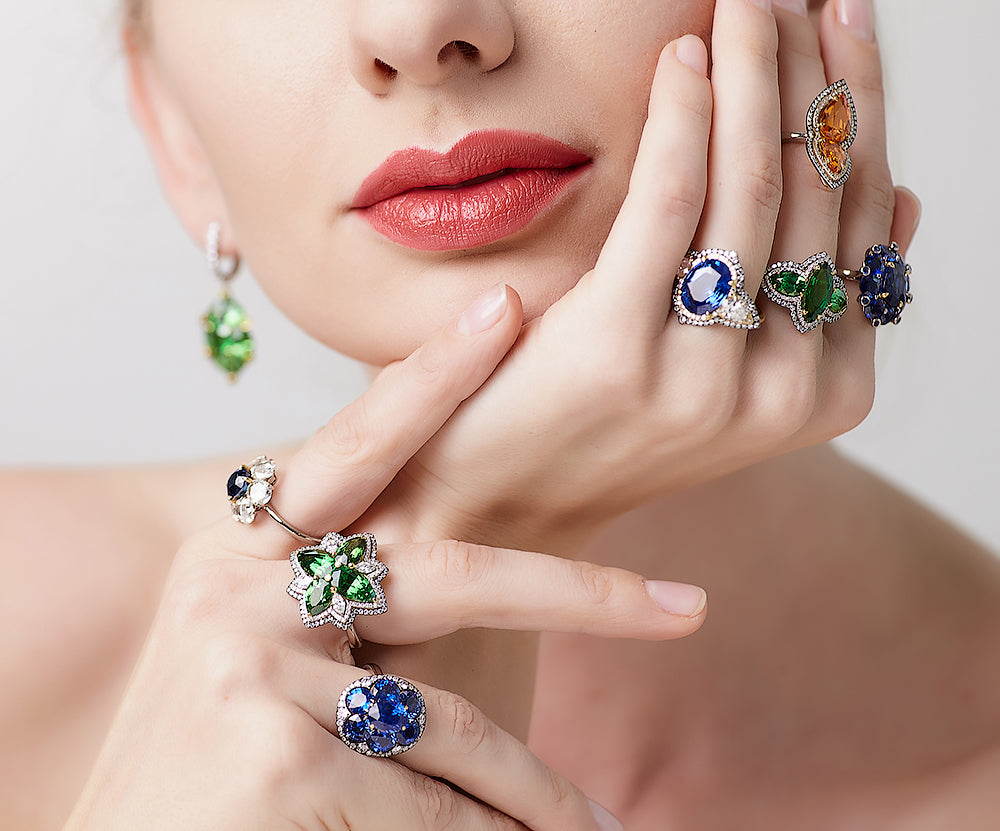 Tsavorite and Diamond Ring